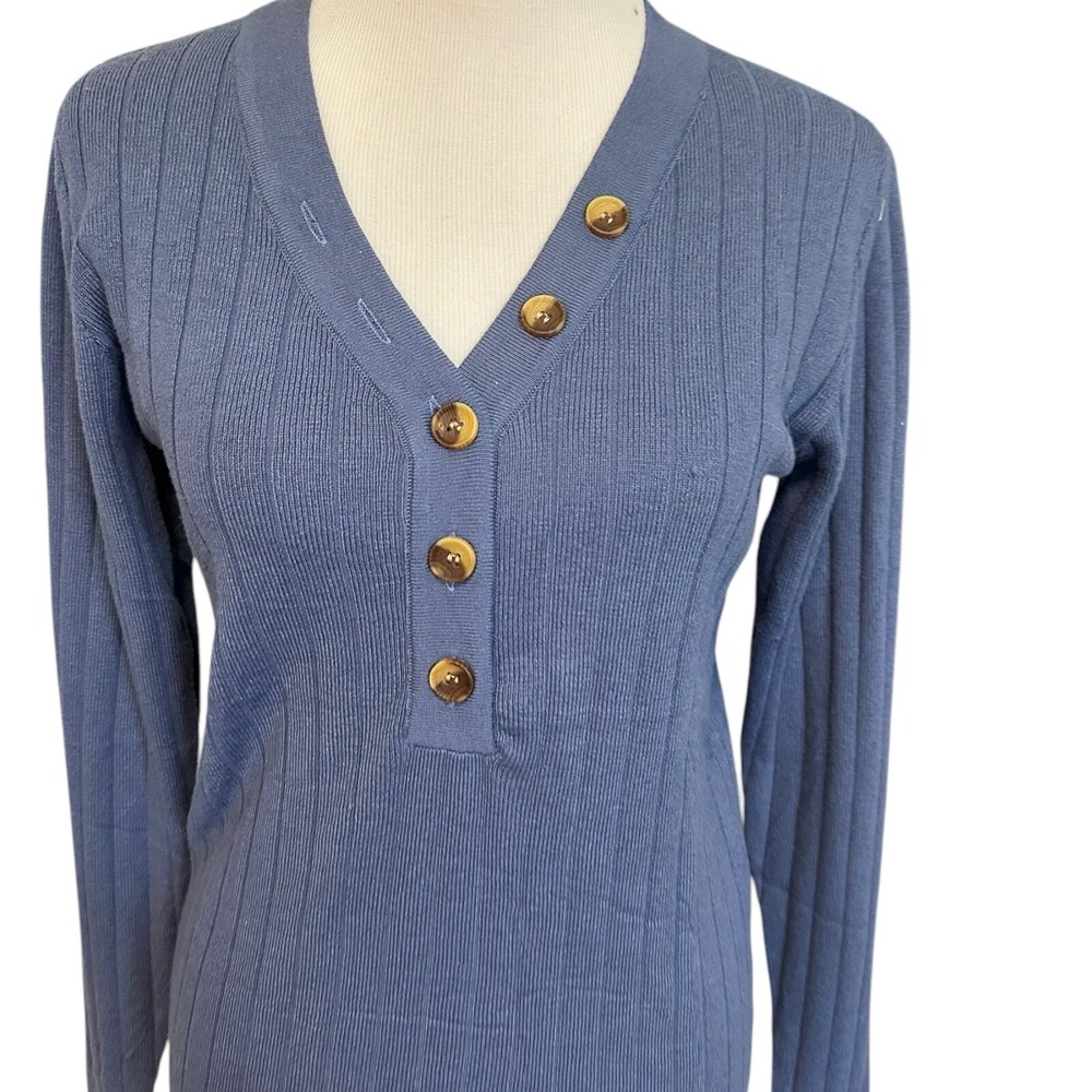 Secret Treasures Blue Ribbed Henley‎ Sweater Top Size M Long Sleeve NWT Stretchy